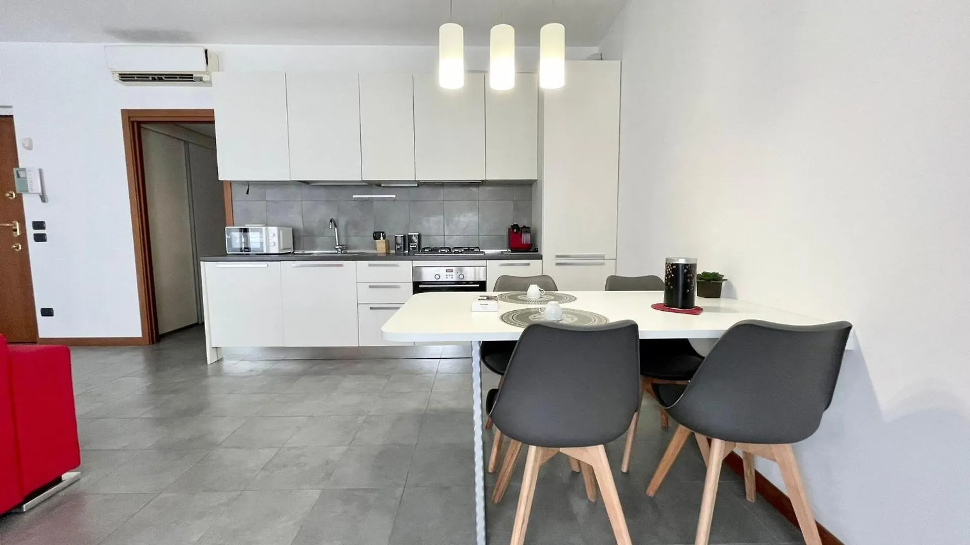 Apartman Santa Giulia Terrace - 15 Mins City Center Milánó