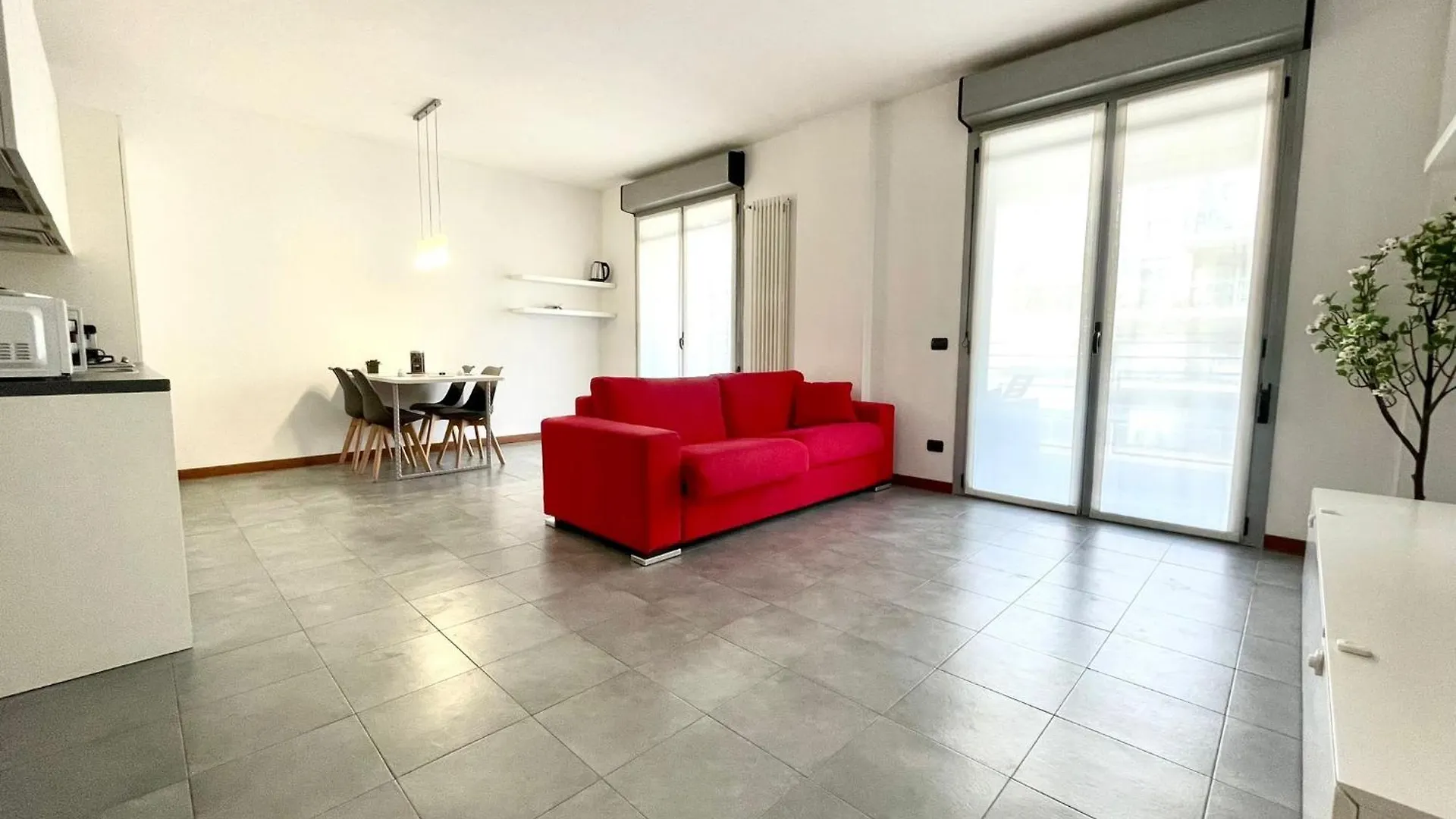 Appartement Santa Giulia Terrace - 15 Mins City Center Milaan